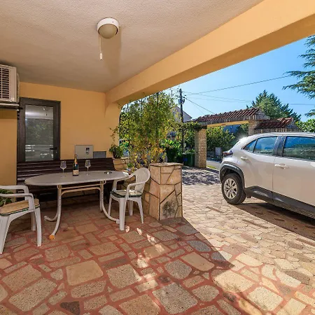 Hundefreundliches Nur 450 Meter Zum Mit Meerblick, Grill, Parkplatz Apartamento